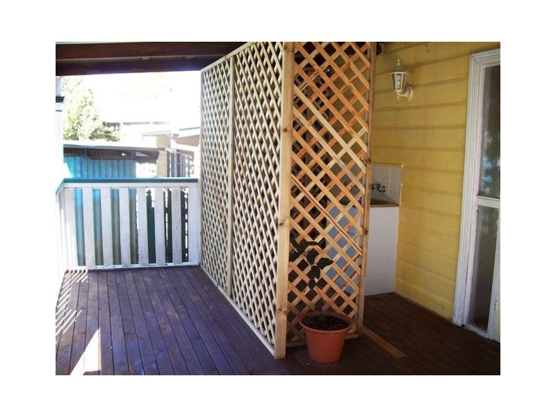 9 Palmer Street, North Ipswich QLD 4305