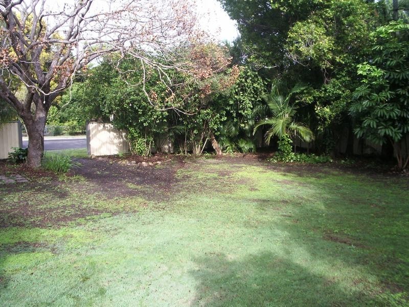 19 Hayes Street, Raceview QLD 4305