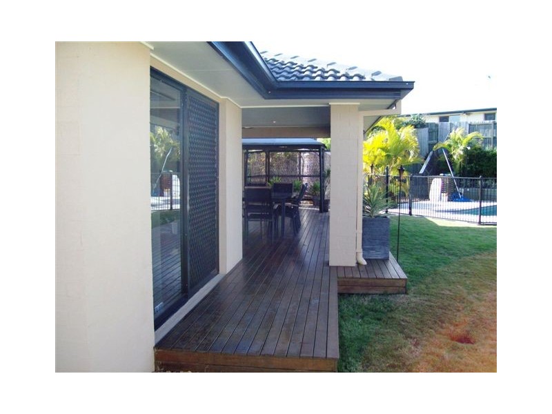 14 Alexandra Close, Flinders View QLD 4305