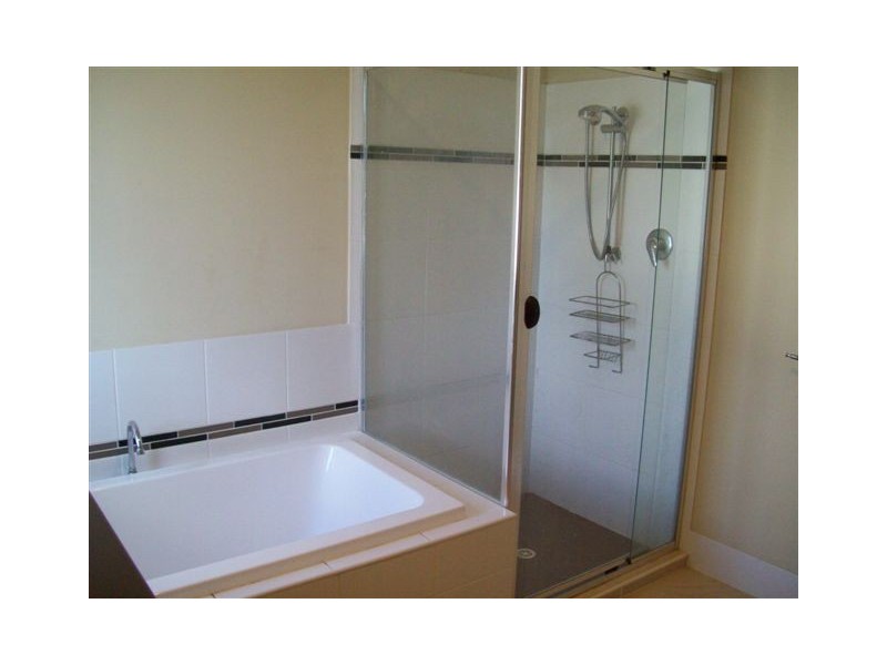 14 Alexandra Close, Flinders View QLD 4305