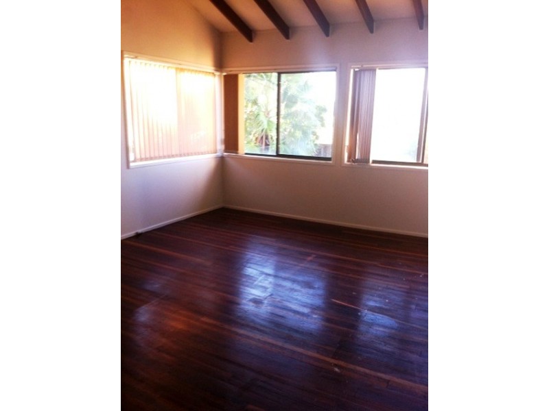 3 Dancer, Collingwood Park QLD 4301