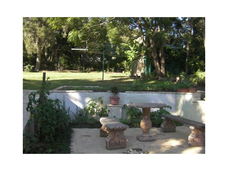 13 Smith Street, North Ipswich QLD 4305
