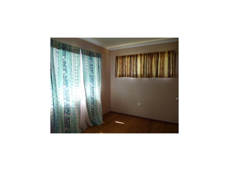 14 Midland Street, Yamanto QLD 4305