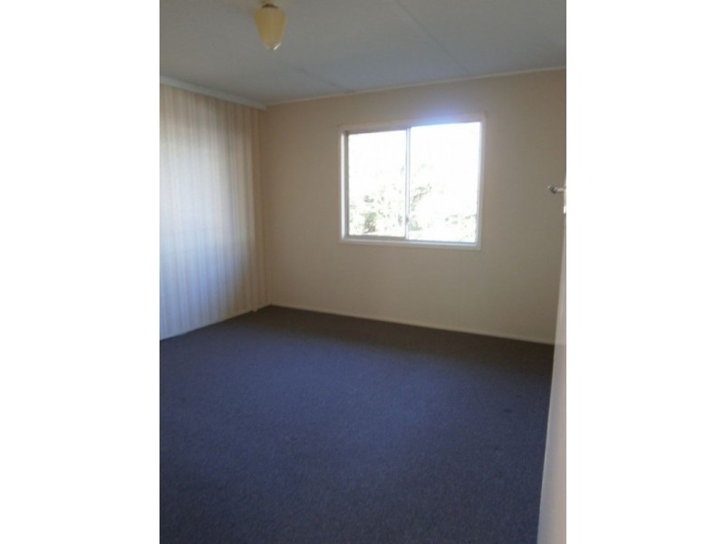 4/24 The Terrace, North Ipswich QLD 4305