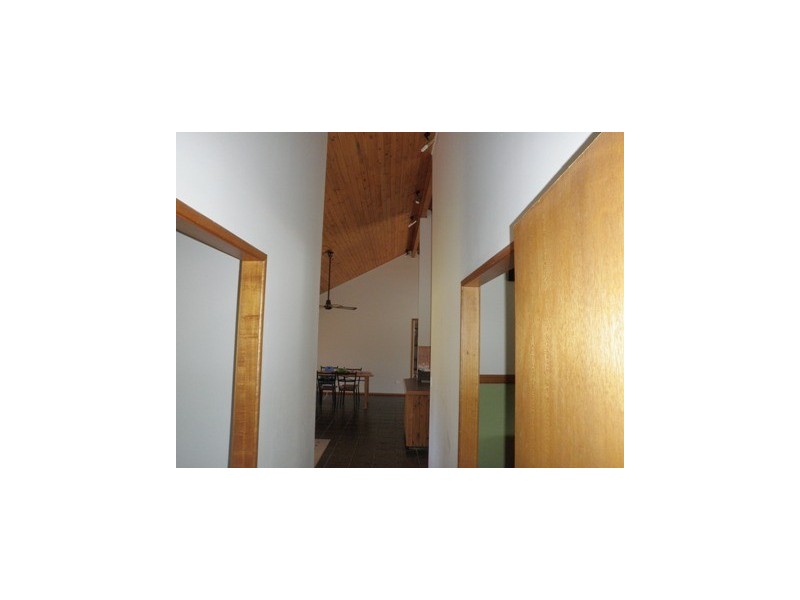 76 Poplar Street, Walloon QLD 4306