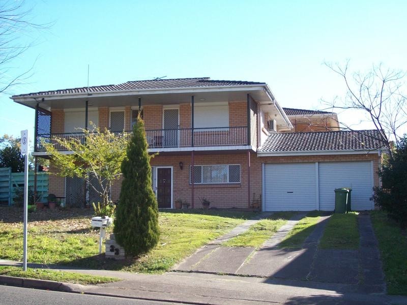 33 Thorn Street, Ipswich QLD 4305