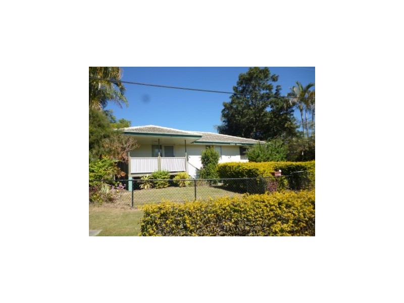 2 Dossie Street, Riverview QLD 4303