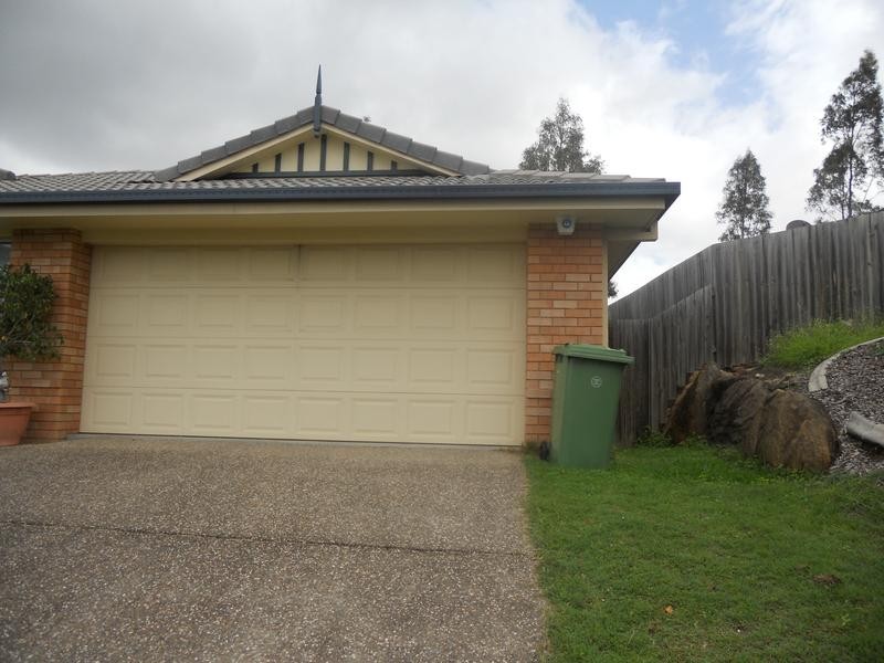 85 Sandalwood Drive, Yamanto QLD 4305