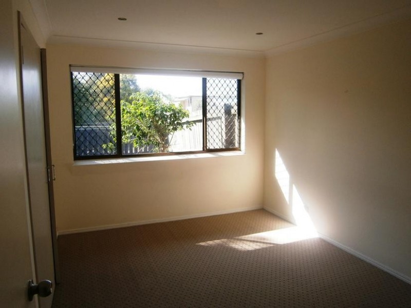 3/160 Glebe Road, Booval QLD 4304