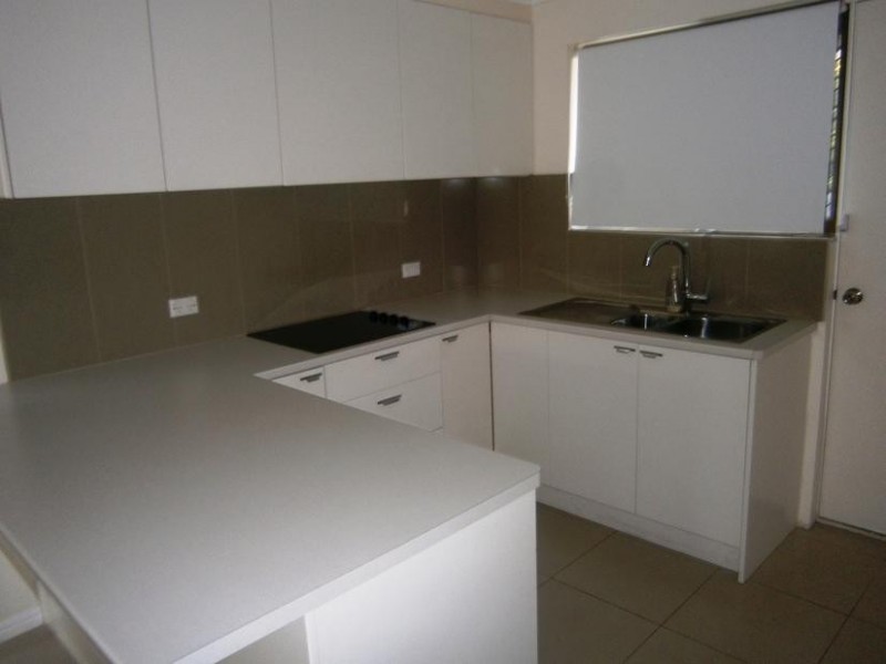 3/160 Glebe Road, Booval QLD 4304