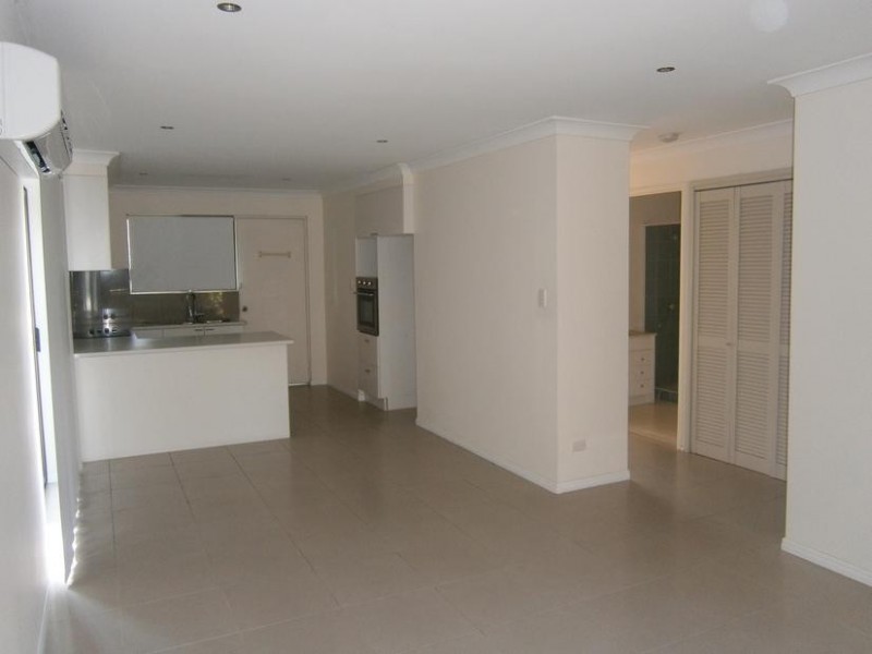 3/160 Glebe Road, Booval QLD 4304