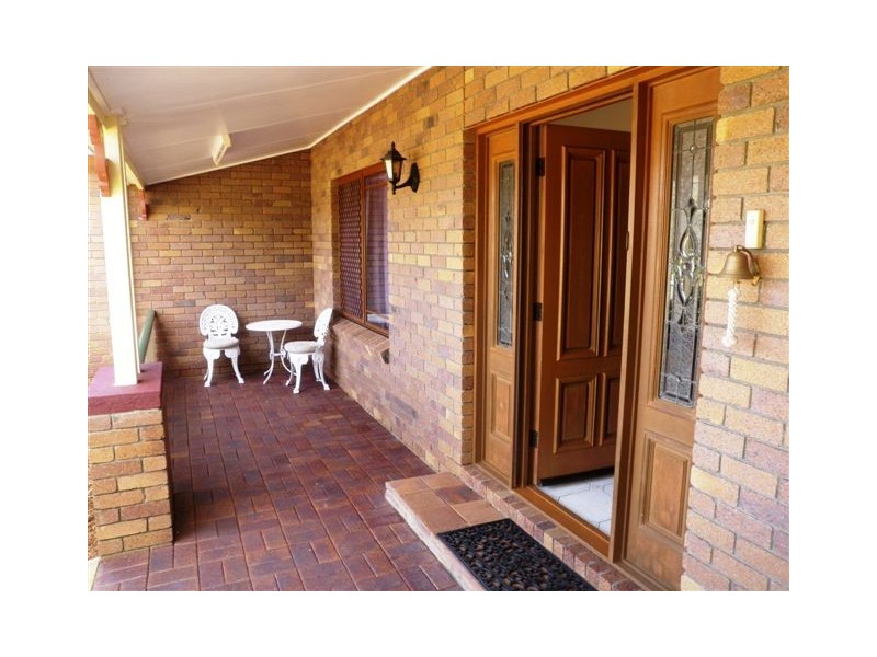 105 Burns Street, Fernvale QLD 4306