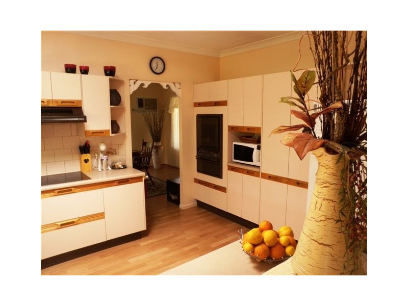 105 Burns Street, Fernvale QLD 4306