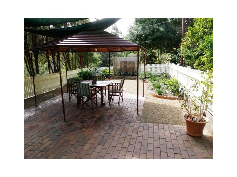 105 Burns Street, Fernvale QLD 4306