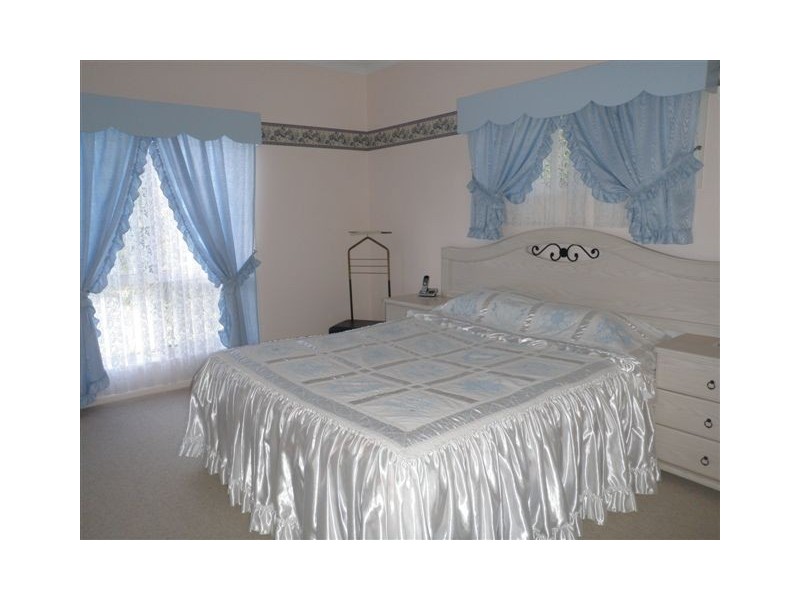 79 Poole Road, Fernvale QLD 4306