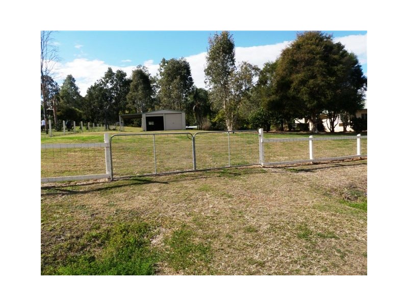 79 Poole Road, Fernvale QLD 4306