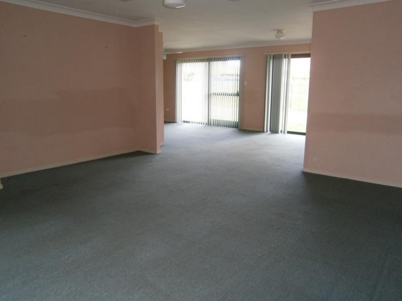 7 Pioneer Drive, Raceview QLD 4305