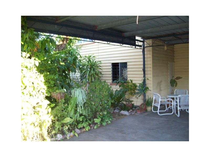 11 Minnis Street, Eastern Heights QLD 4305