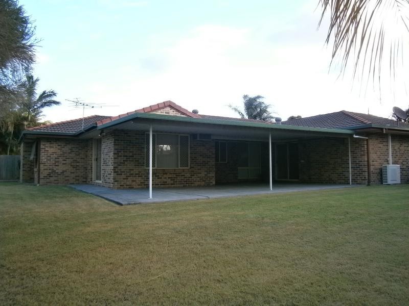 5 Japonica Court, Yamanto QLD 4305