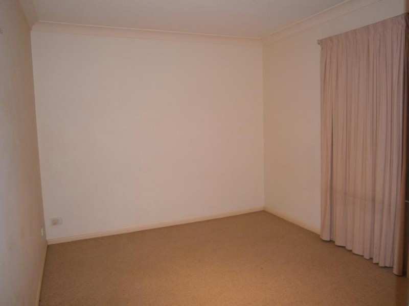 5 Japonica Court, Yamanto QLD 4305