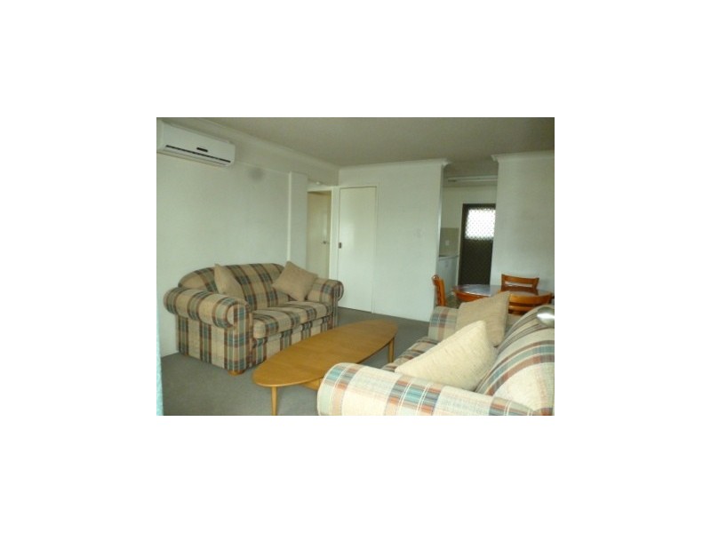 3/3 Pine Street, Ipswich QLD 4305