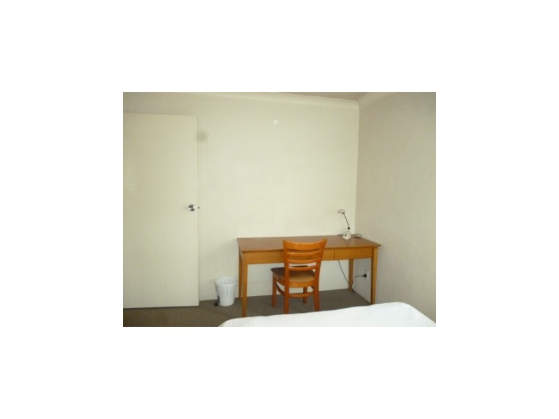 3/3 Pine Street, Ipswich QLD 4305