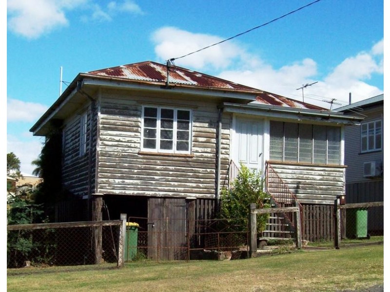 27 Fitzgibbon Street, North Ipswich QLD 4305