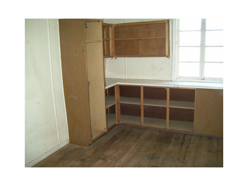 27 Fitzgibbon Street, North Ipswich QLD 4305