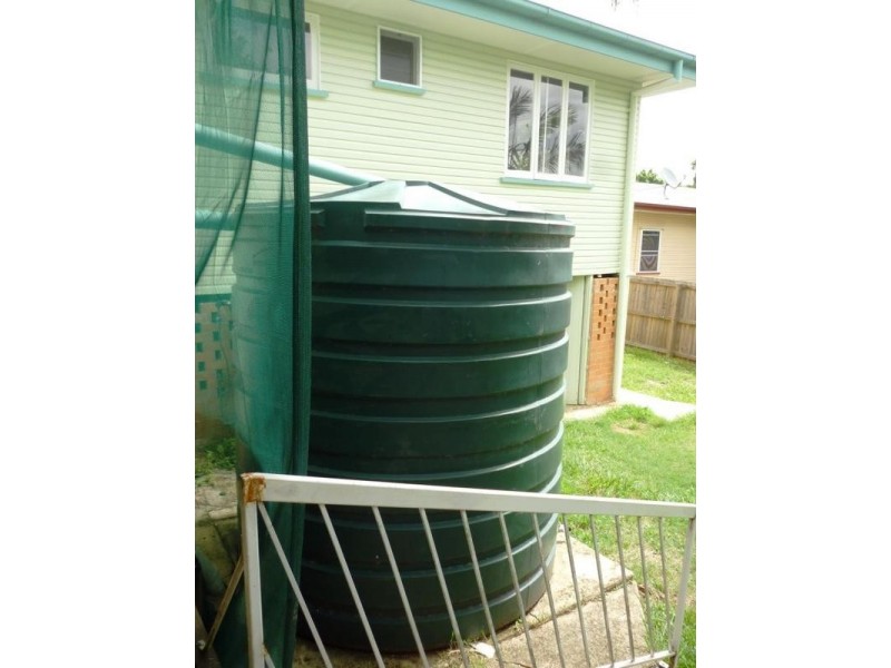 18 Gledson Street, North Booval QLD 4304