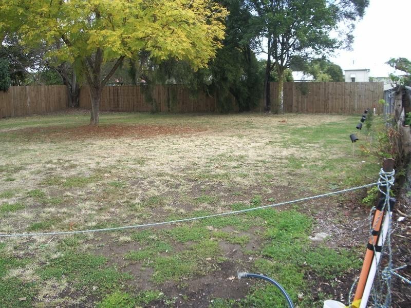 29 Alice Street, Silkstone QLD 4304