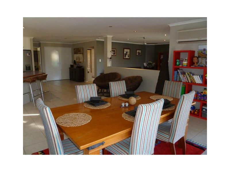 2 Sandhurst Place, Brassall QLD 4305