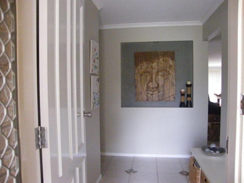 2 Sandhurst Place, Brassall QLD 4305