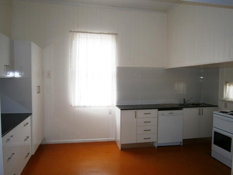 120 Woodend Road, Ipswich QLD 4305