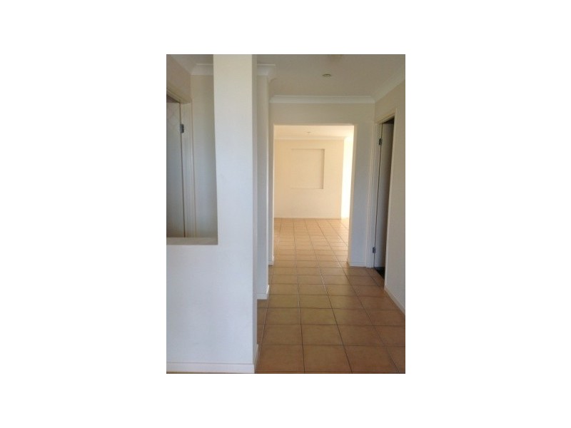 3 Wagtail Place, Bellbird Park QLD 4300