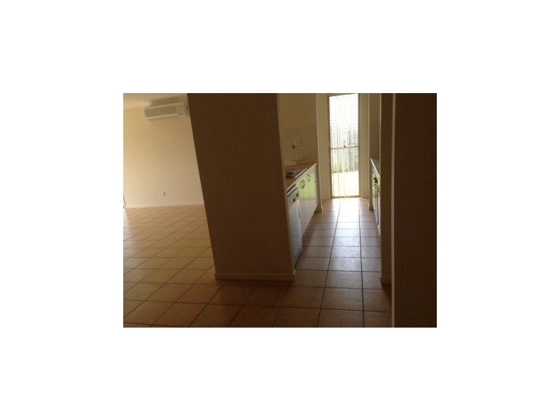 3 Wagtail Place, Bellbird Park QLD 4300