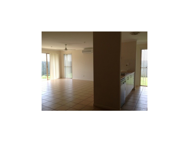 3 Wagtail Place, Bellbird Park QLD 4300
