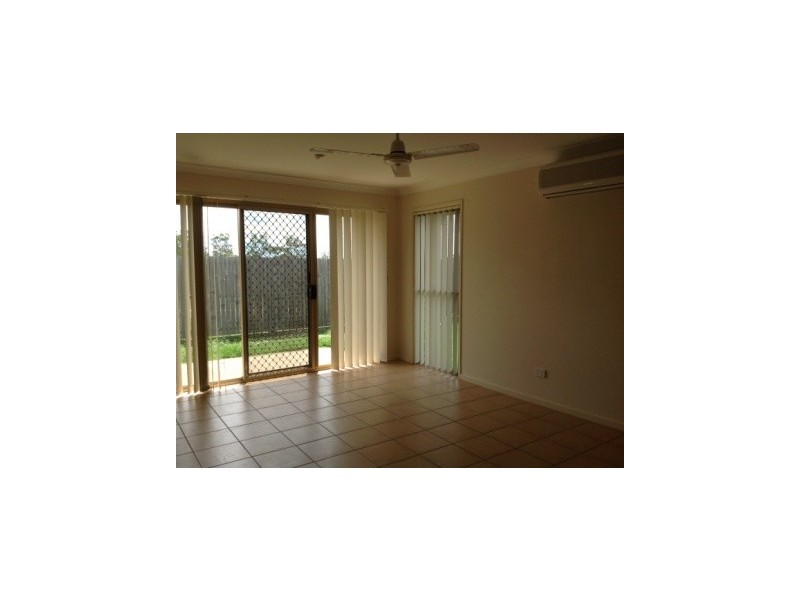 3 Wagtail Place, Bellbird Park QLD 4300