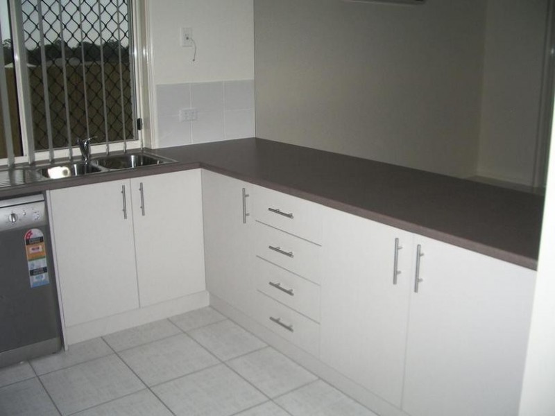 6 DALRAY, Raceview QLD 4305