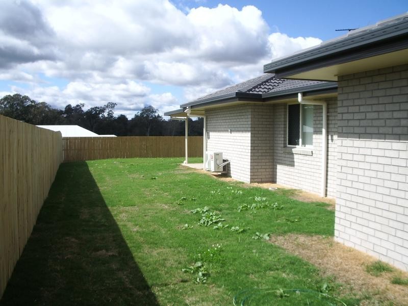 6 DALRAY, Raceview QLD 4305