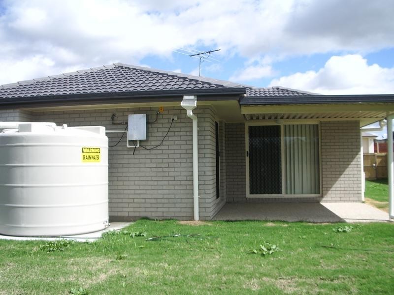 6 DALRAY, Raceview QLD 4305