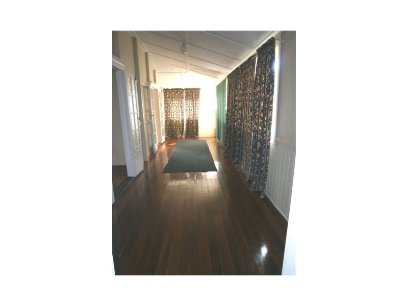 13 Salisbury Road, Ipswich QLD 4305