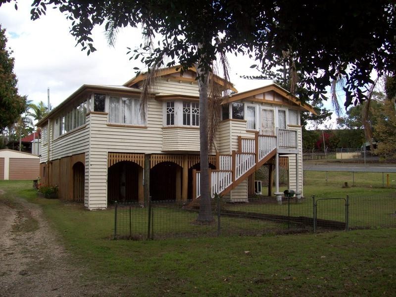 13 Salisbury Road, Ipswich QLD 4305