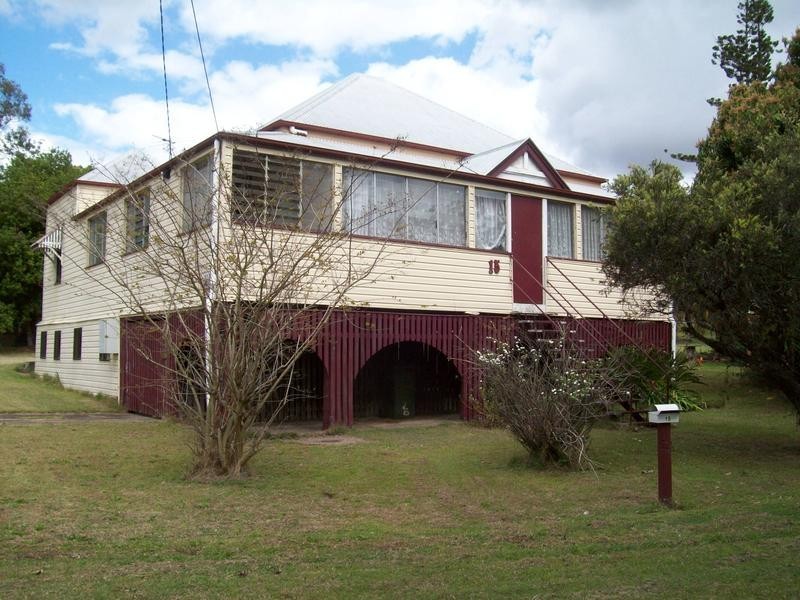 15 Salisbury Road, Ipswich QLD 4305