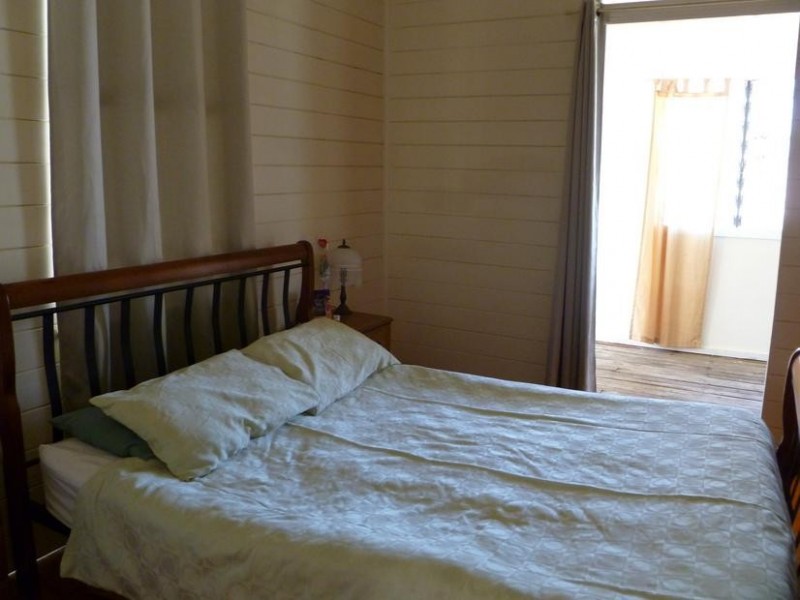 15 Salisbury Road, Ipswich QLD 4305