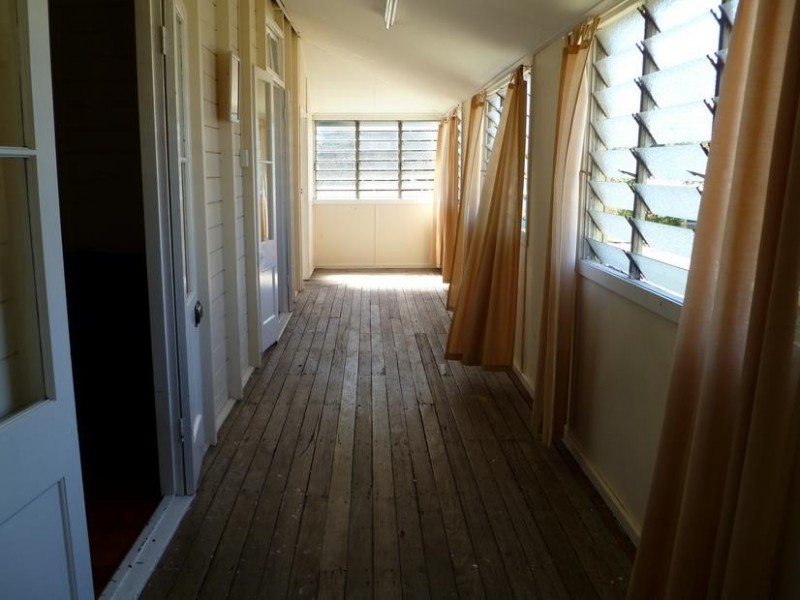 15 Salisbury Road, Ipswich QLD 4305