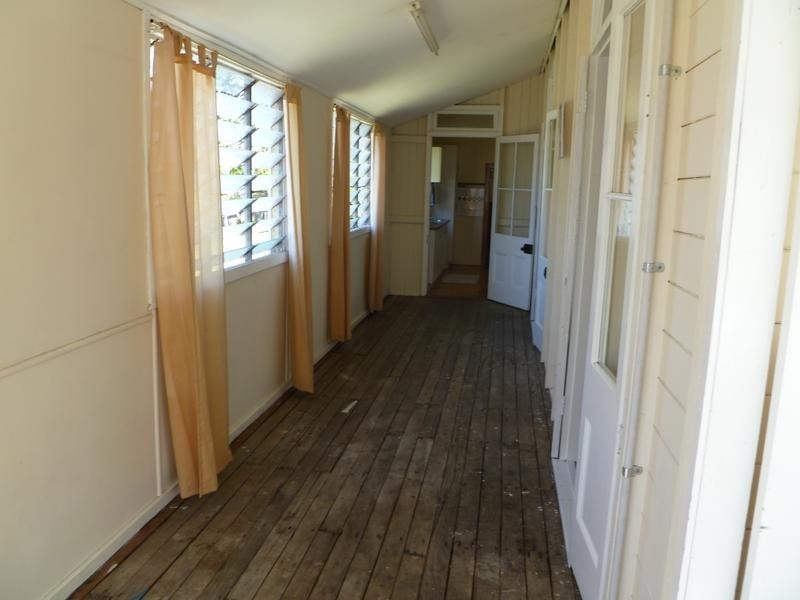 15 Salisbury Road, Ipswich QLD 4305