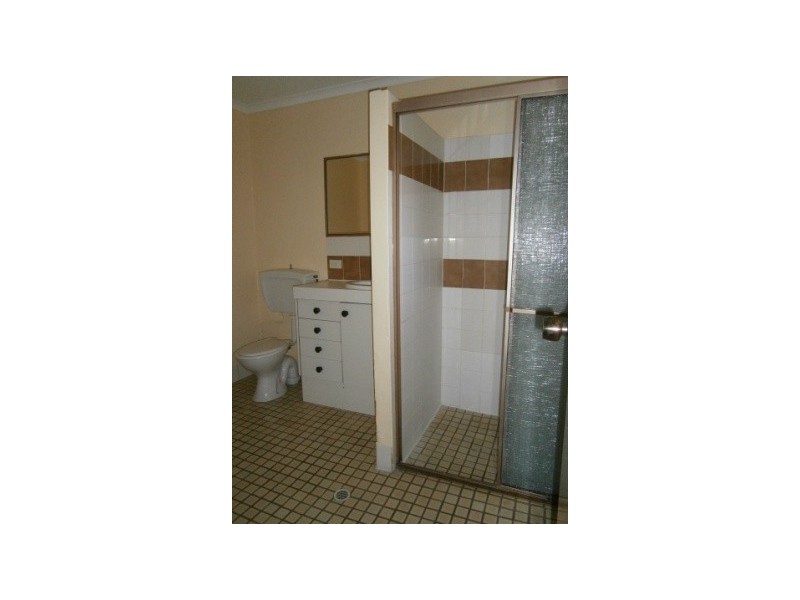 1/76 Raceview Street, Raceview QLD 4305