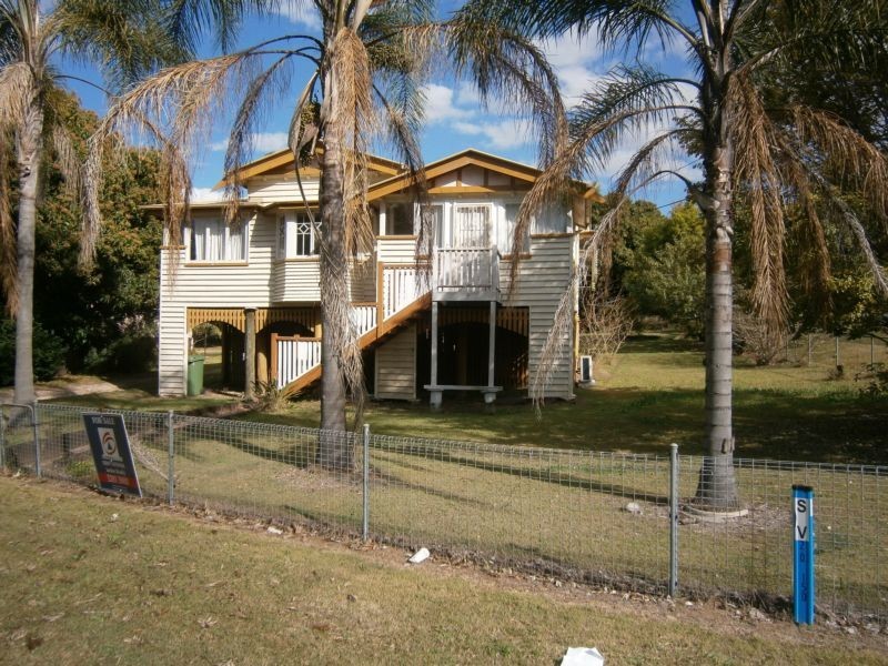13 Salisbury Road, Ipswich QLD 4305