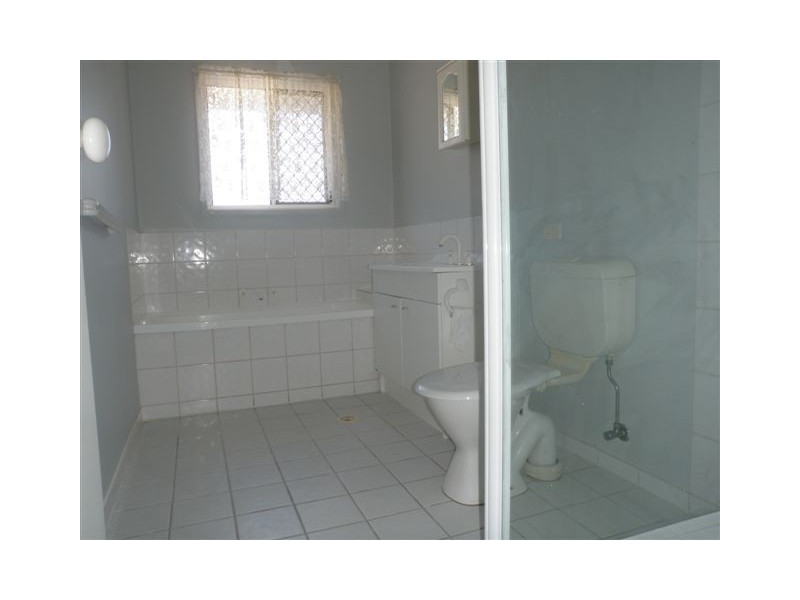 5 Des Arts Place, Wulkuraka QLD 4305