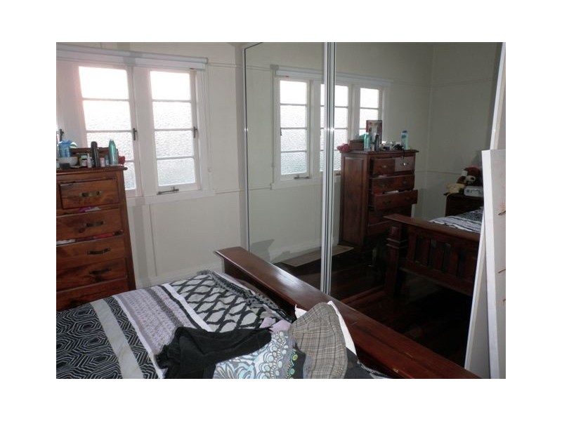 26 Teape Street, Silkstone QLD 4304